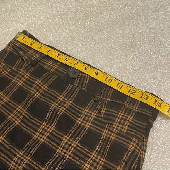 Forever 21 Black and Yellow Plaid Skirt Size Medium school girl academia - Picture 10 of 10